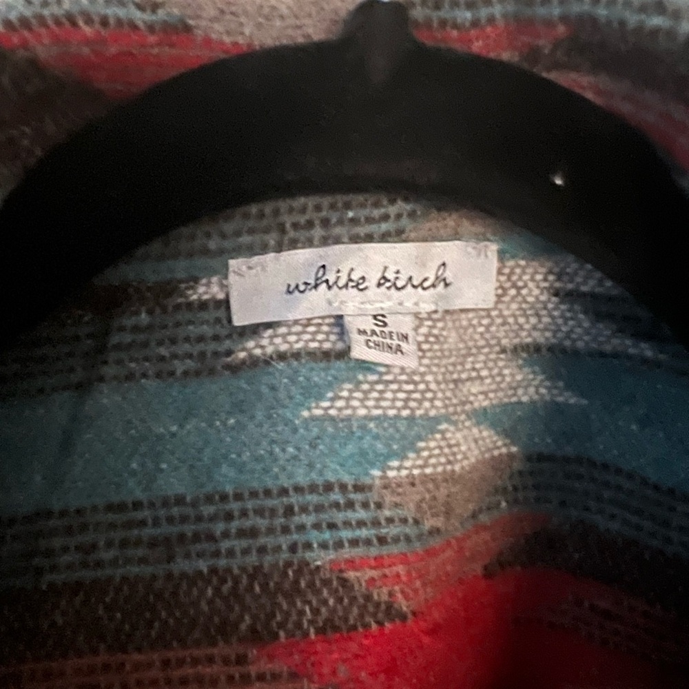 Woman’s Aztec Design Fall/Spring Jacket - image 3